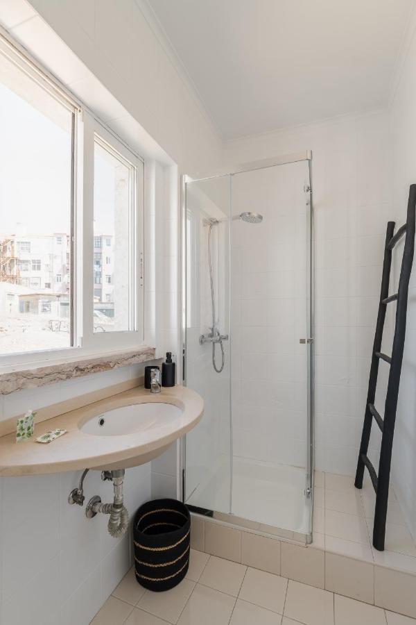 Lejlighed Casa Boma - Lighting With Private Balcony - Campolide I